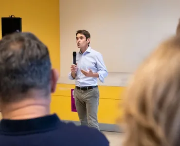 Haute-Marne : le maire de Chaumont retrouvé blessé dans sa voiture...
