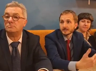 LFI et le PS fusionnent leurs listes au second tour des municipales...