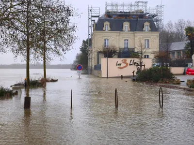 Inondations. « Ça va s'amplifier », le Maine-et-Loire passe en...