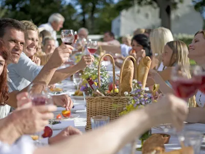 Chemillé-en-Anjou. Pression sur ce banquet polémique organisé par...