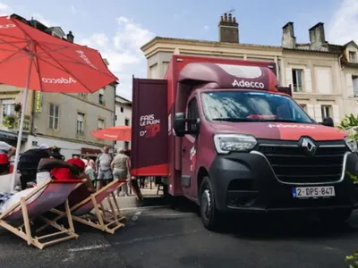 Emploi : le camion Adecco fait étape dans trois grandes villes du sud