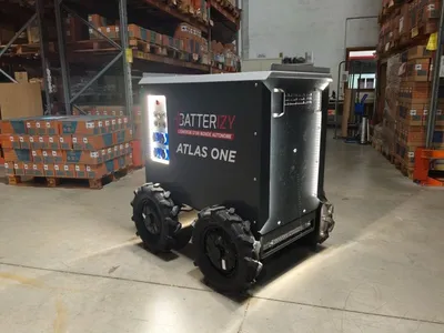 Montpellier : Batterizy présente une batterie de stockage mobile...