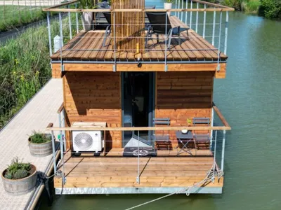 Slow tourisme : Houseboat Camargue lance sa toute première maison...