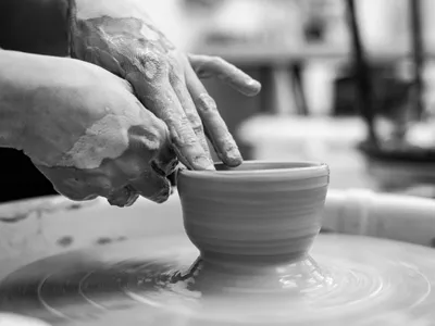 Occitanie : cet été, la création s'expose dans les ateliers d'artisans