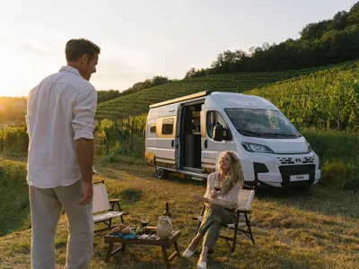 Aude, P-O : dix familles testent la « vanlife » avant le grand...