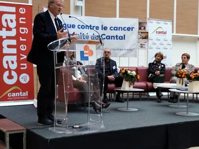  Cantal  : "trop peu de femmes font  leurs mammographies"   