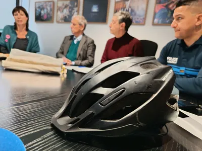 Aurillac : casque et gilet réfléchissant obligatoires pour vélos et...