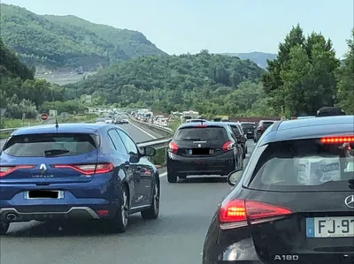 Incendie sur l’A75 : le tunnel du Pas de l’Escalette fermé jusqu’à...