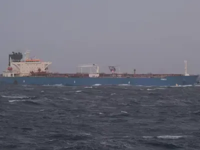 La marine française a arraisonné un pétrolier Russe en...