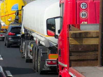 Carburant : la colère monte, les routiers multiplient les actions...