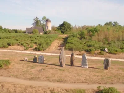 Bretagne : le deuxième plus grand site mégalithique de la région...