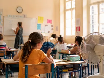 Canicule : les écoles vont-elles fermer ? Le casse-tête qui...