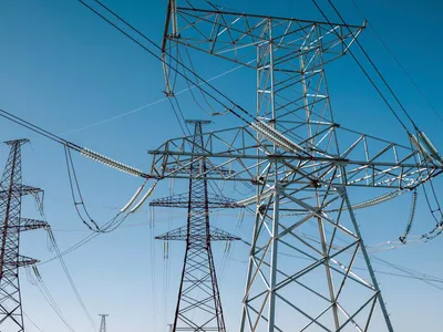 Électricité : le gouvernement promet des factures sans hausse en...