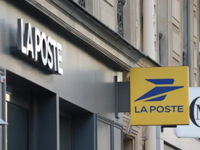 Le timbre va encore flamber : La Poste annonce une nouvelle hausse...