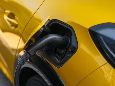 Voiture électrique d’occasion : une nouvelle aide financière lancée...