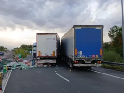 Près de Vierzon, deux camions se percutent sur l'A71