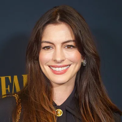 On sait qui a été élu "Star la plus belle du monde" par le magazine...