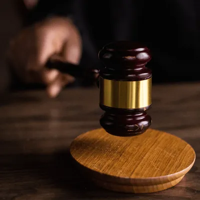 Indre-et-Loire : achetées 4 euros, des assiettes signées Picasso...