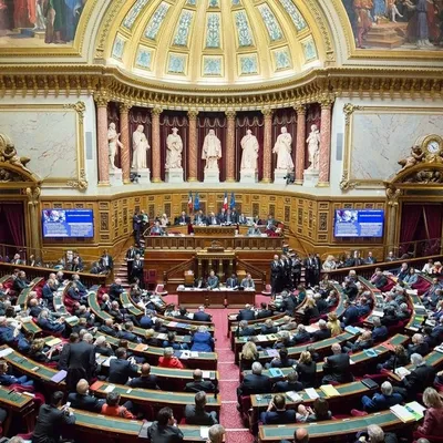 Loi "casseurs-payeurs" : jusqu'à 10 000 euros à rembourser, des...