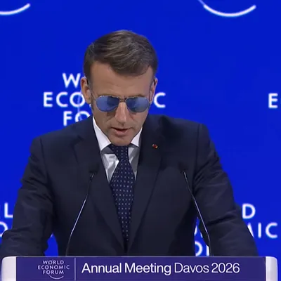 Quand les lunettes du président Macron accrochent l’œil des réseaux...