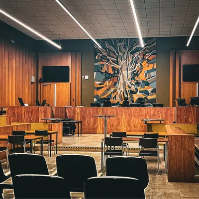 Procès du père Olivier Maire : au premier jour, un accusé présent...