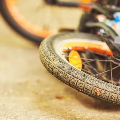 Cycliste renversé à Loudun : un automobiliste tourangeau suspecté