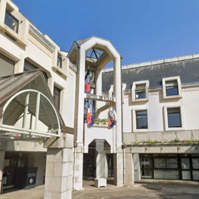 Le maire de Concarneau visé par une plainte pour agression sexuelle