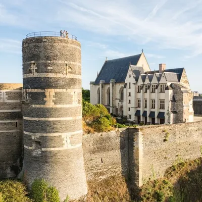 Près de 20 ans après sa fermeture, une tour du Maine-et-Loire...