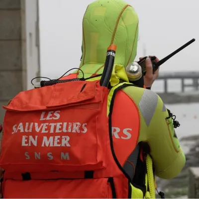 Former pour sauver : un documentaire consacré aux sauveteurs de la...