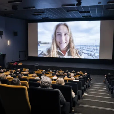 Peur, solitude, famille : ce que révèle la série sur le Vendée Globe