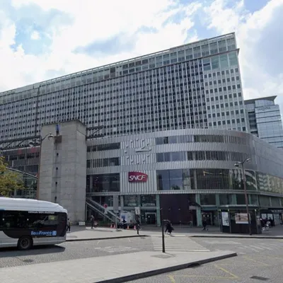 Gare Montparnasse : un homme armé d’un couteau neutralisé par la...