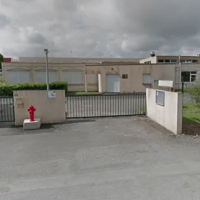 Coups au torse et à la tête : un professeur agressé par un élève...