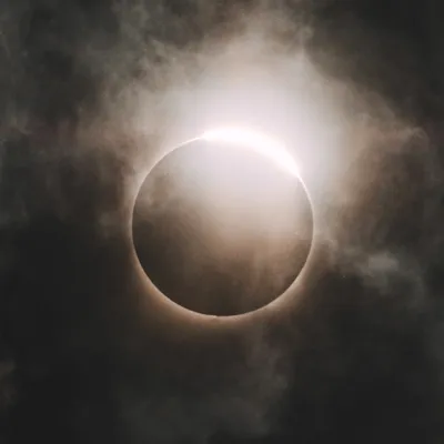 Canicule : l'éclipse va-t-elle faire baisser les températures ?