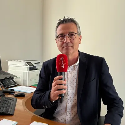 Loire-Atlantique : par manque de professeurs, le maire de cette...