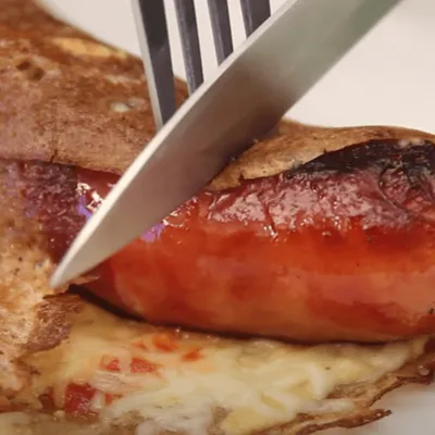 Le record de la plus longue galette-saucisse de nouveau battu