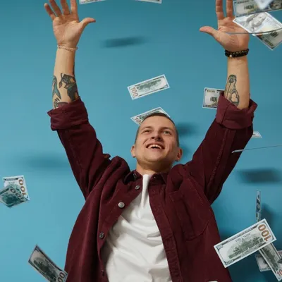 Un homme remporte 1,8 milliard de dollars le jour du réveillon de Noël