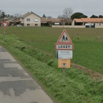 Une jeune femme enlevée, violentée et abandonnée nue dans un champ...