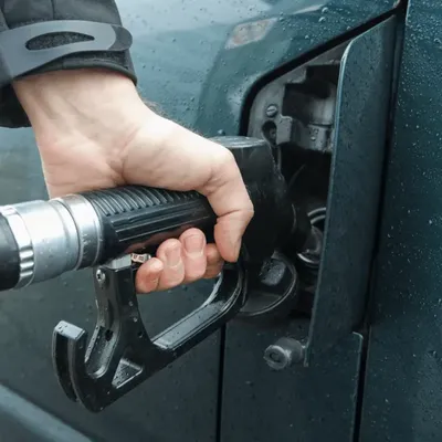 Aide carburant pour les "grands rouleurs" : le délai pour la...