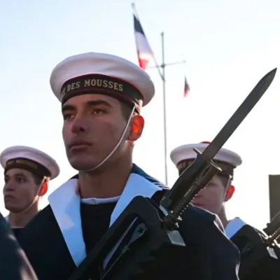 Cérémonie militaire, hélitreuillage, film en plein-air... voici à...
