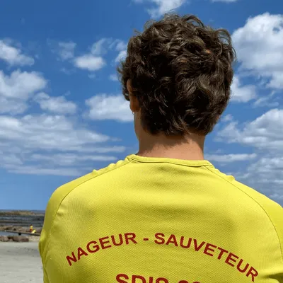"Réfléchir à un autre calendrier de surveillance des plages" : un...