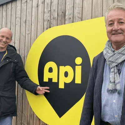 "Le village bouge à nouveau" : les supérettes API à l’assaut des...