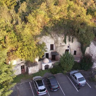 Canicule : ces maisons restent à 13 degrés toute l’année