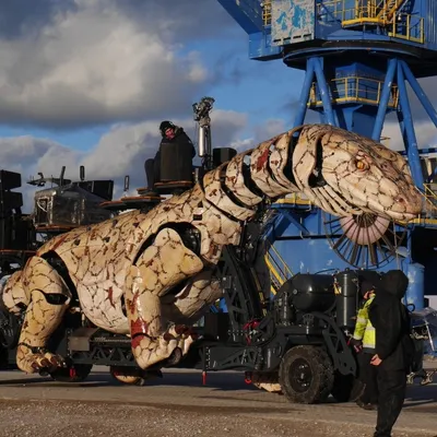 Le Varan, la dernière création de la Machine de Nantes en route...