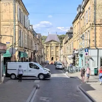 L’interdiction de la vente d’alcool à emporter la nuit prolongée...