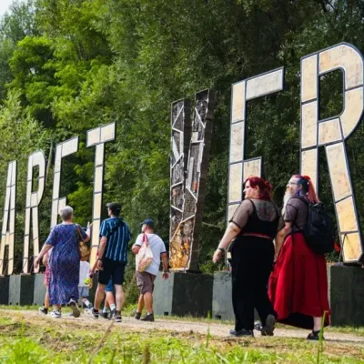 Cabaret Vert 2026 : très bon démarrage pour la 20e édition