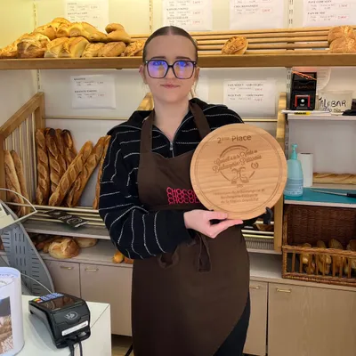 Céléna représente les Ardennes au concours national de vente en...
