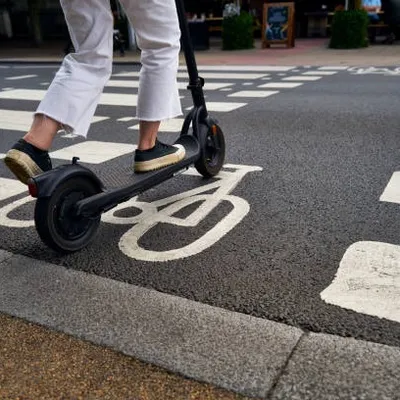 Ardennes - Une nouvelle commune impose le casque en trottinette