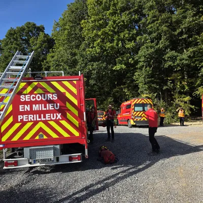 Ardennes - Un homme de 67 ans retrouvé mort en haut d’un arbre