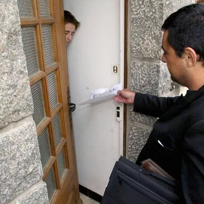 Une commune interdit le démarchage à domicile le soir