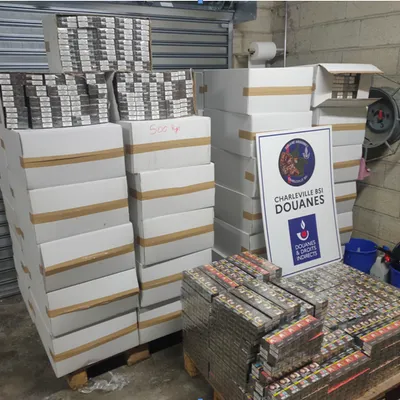Cigarettes de contrefaçon : 500kg saisis par les douanes dans les...
